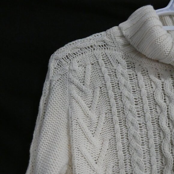 BIANCA NYGARD | medium 10-12 | Ivory Cable Knit Turtleneck Sweater - Picture 3 of 16